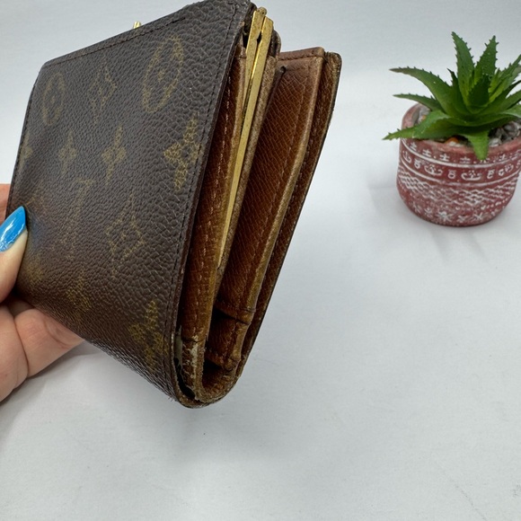 Authentic Louis Vuitton Monogram Porte Kisslock Bifold Wallet - Picture 8 of 9